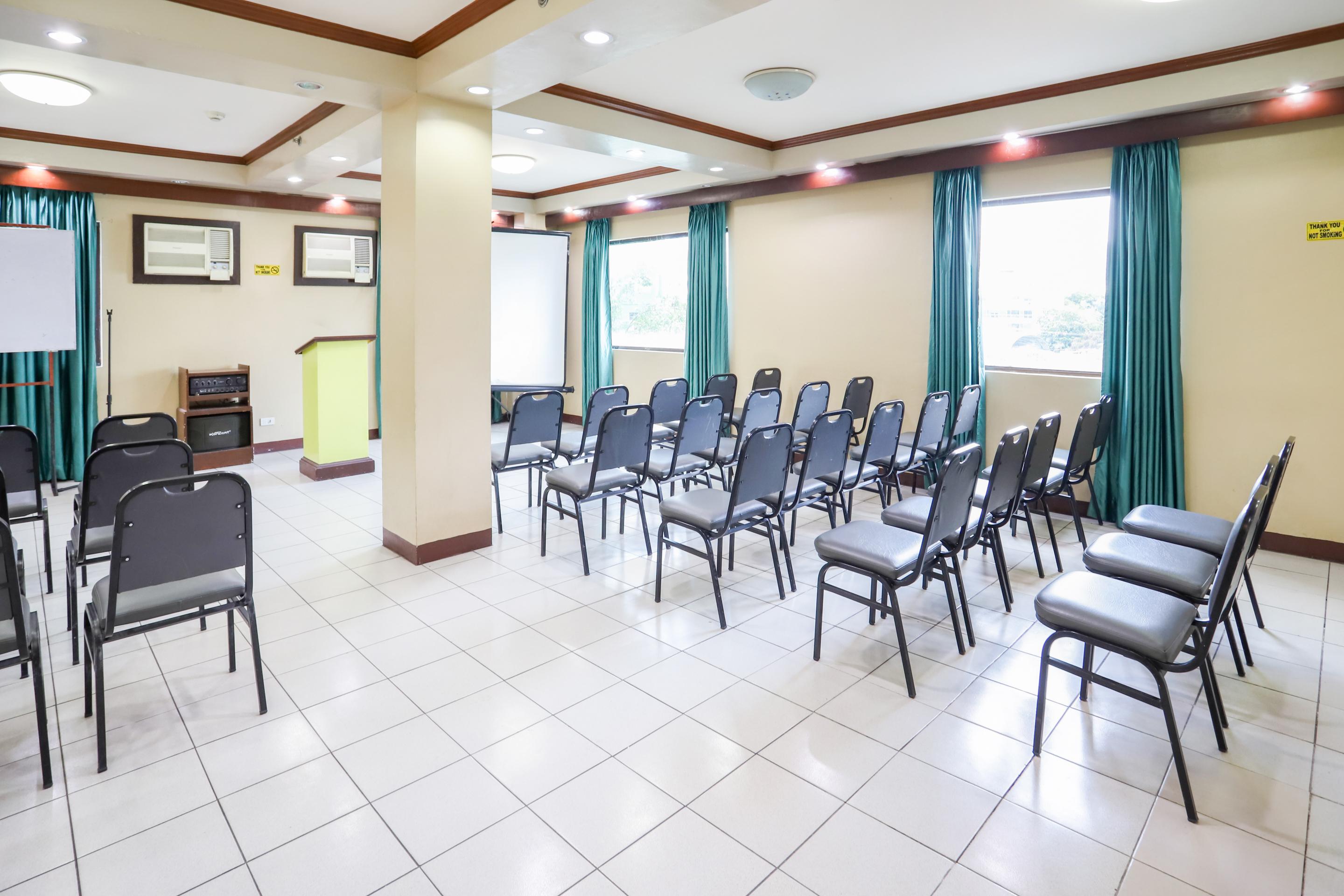 Oyo 210 Apple Tree Suites Cebu Екстер'єр фото